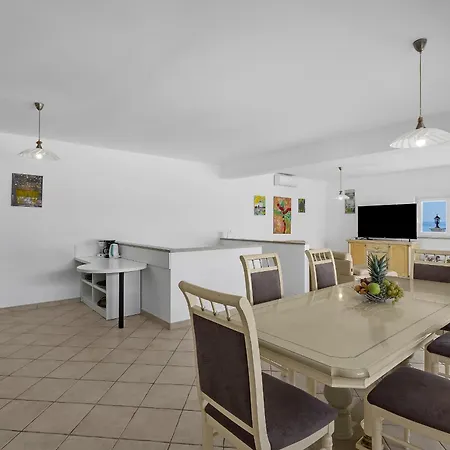 Villa Ozzie - Private Pool - Seaview Makarska