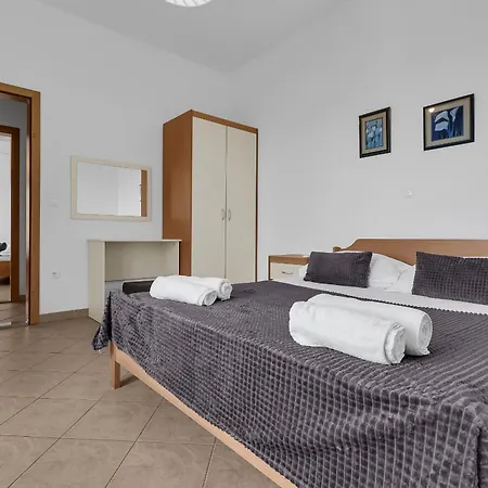 Villa Ozzie - Private Pool - Seaview *