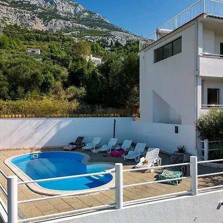 Ozzie - Private Pool - Seaview *